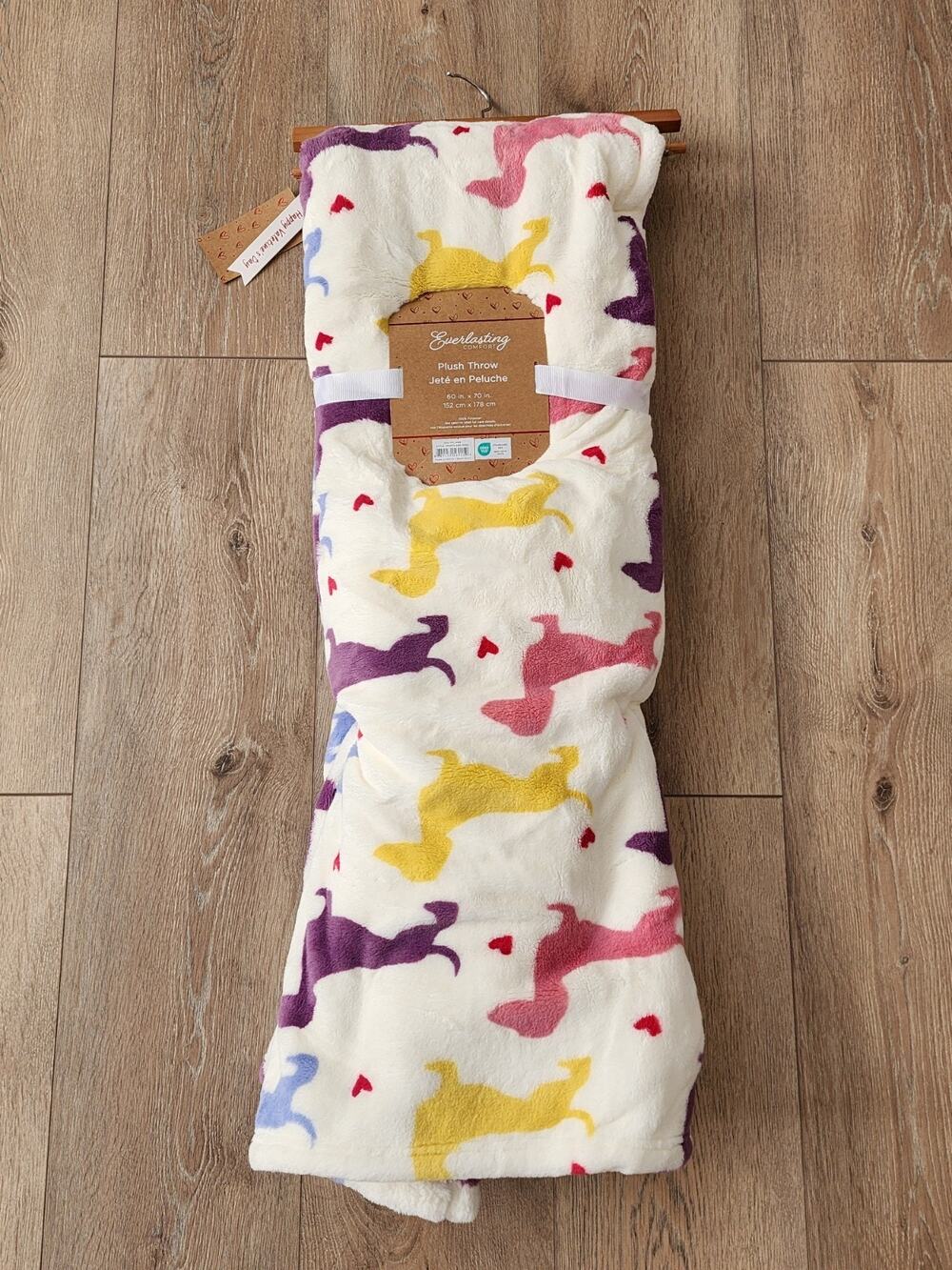 Everlasting Comfort Dachshund & Heart Plush Oversized Throw Blanket 60x70 NEW